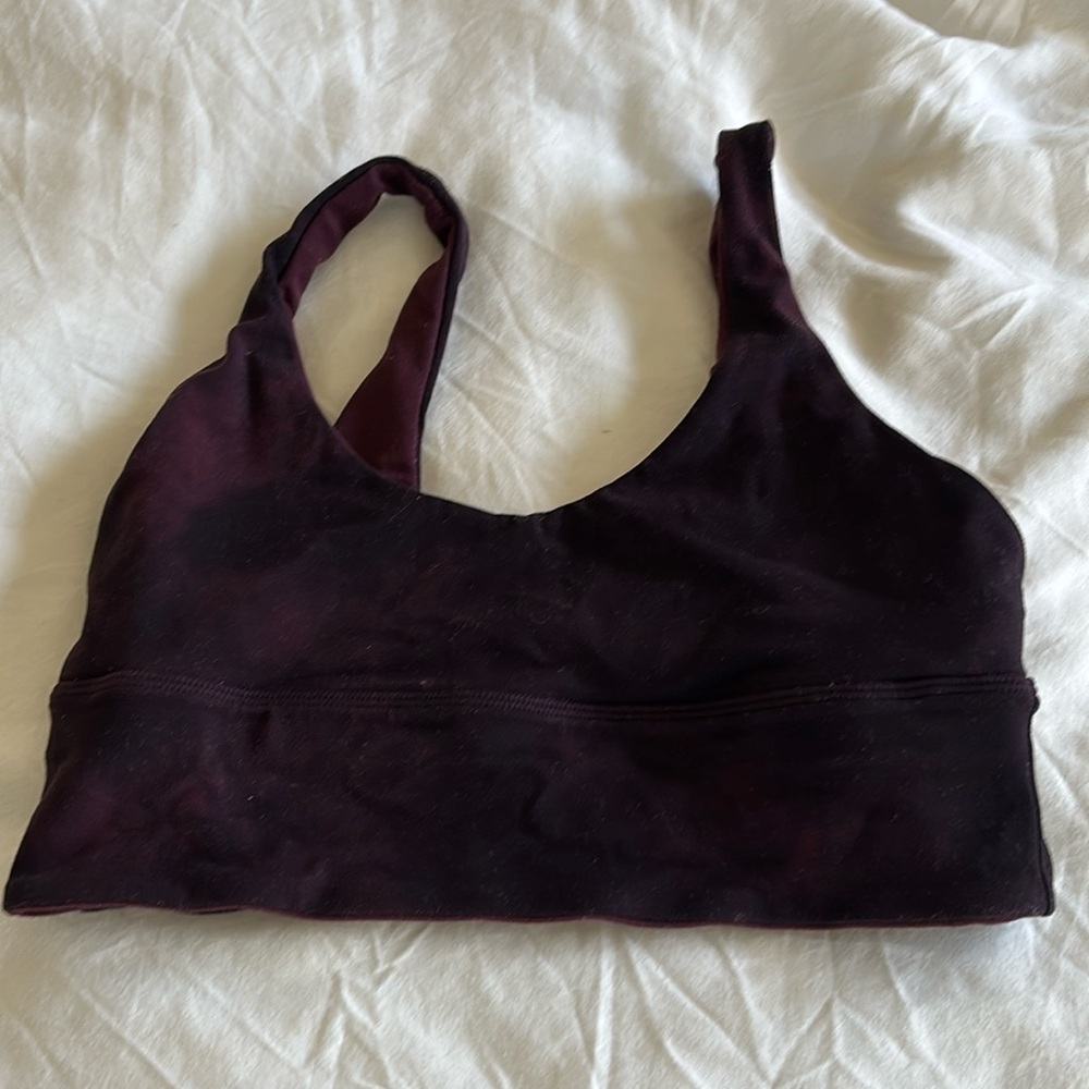 Lululemon sports bra